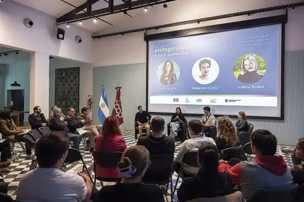 “Las cooperativas están hechas por personas ordinarias que sueñan juntas y hacen cosas extraordinarias”
