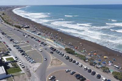 Playa Unión, detrás de la Bandera Azul