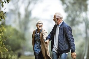 Adultos mayores: acciones para impulsar el funcionamiento cognitivo