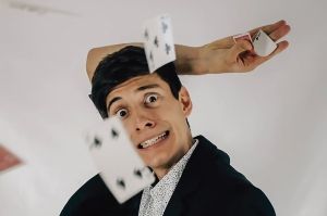 El mago que lleva ilusiones donde no llegan