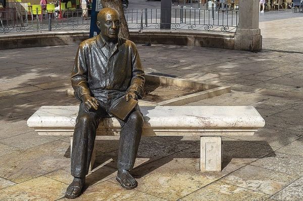 Málaga le rinde homenaje a Picasso